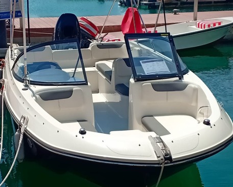Speed Boat Cruise