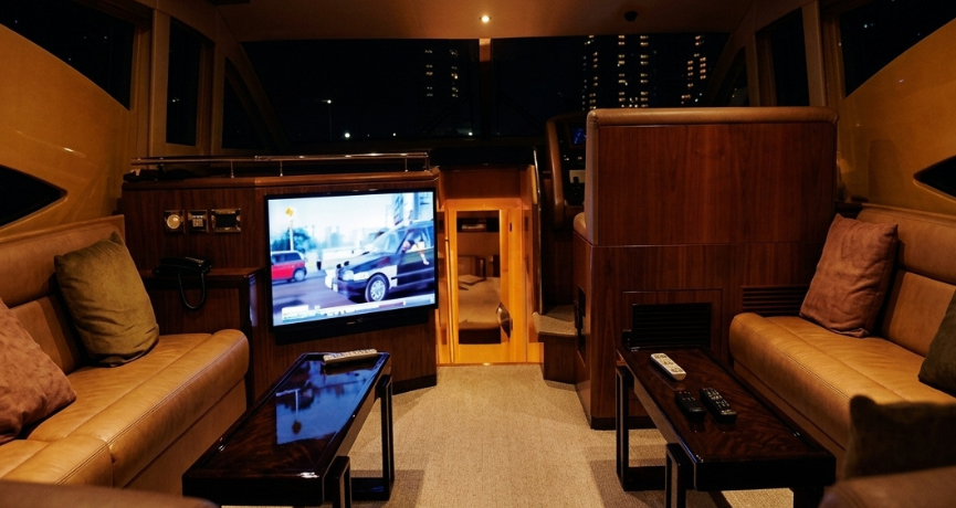 Luxury Yacht Charter The Pearl - Majesty  