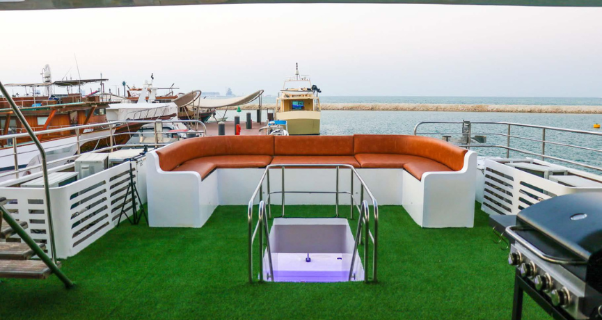 Signature Houseboat Rental The Pearl