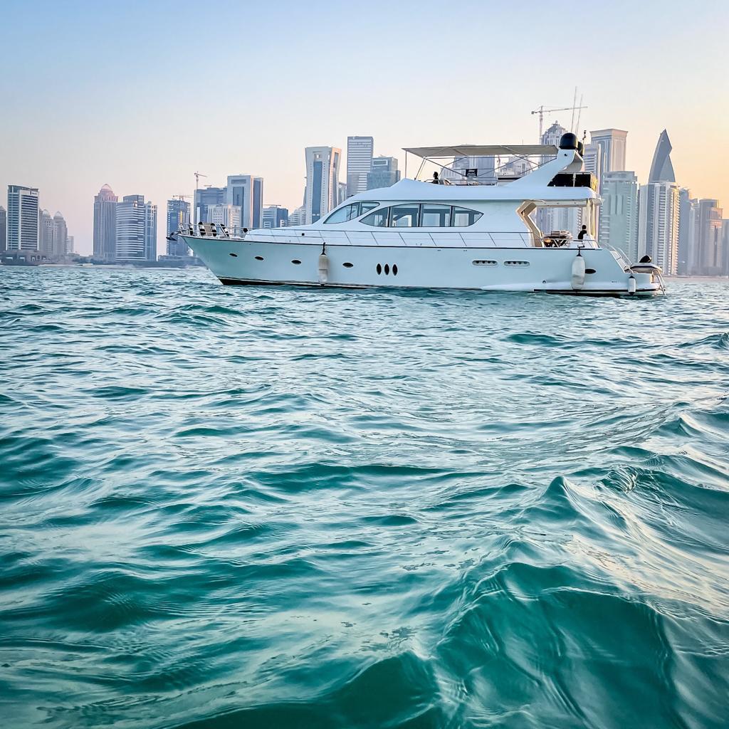 Luxurious 75ft Yacht Cruise 