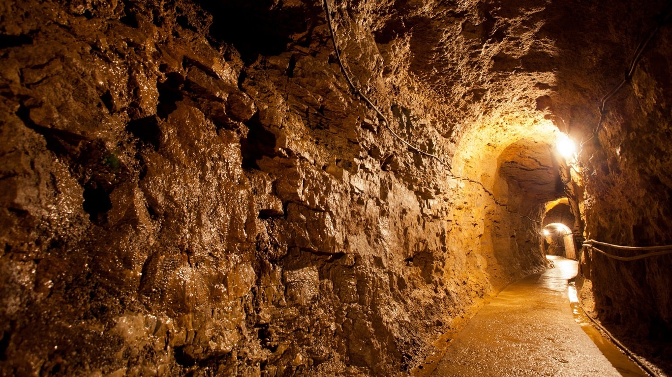 Underground Tunnels Tour (Kyiv)